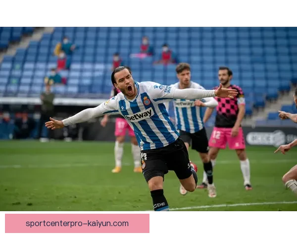 马伦在赛季中显示出持续提升的进攻创造力，备受关注。